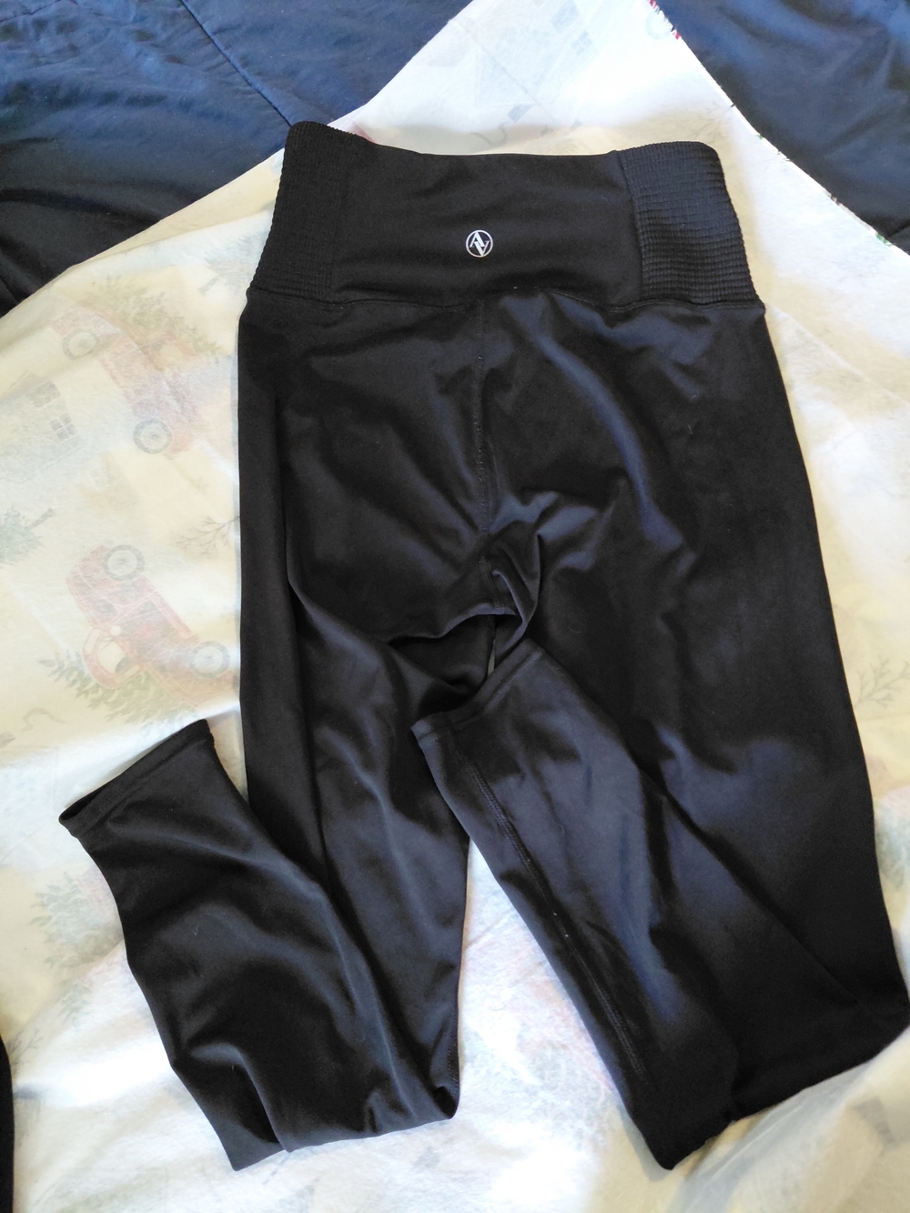 Adrienne Vittadini Black High-Waist Performance Leggings